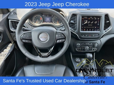 2023 Jeep Cherokee Altitude Lux