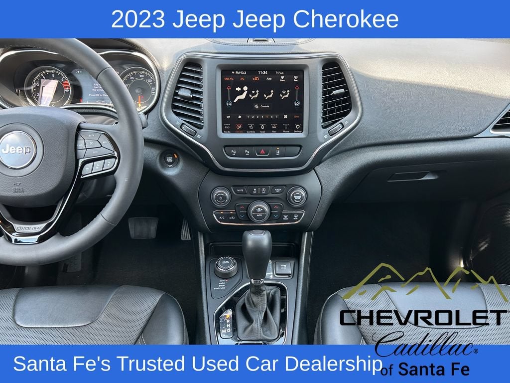 2023 Jeep Cherokee Altitude Lux