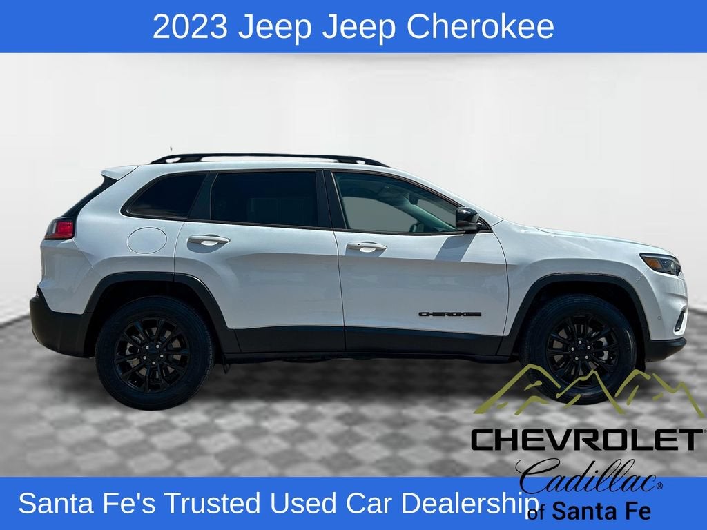 2023 Jeep Cherokee Altitude Lux