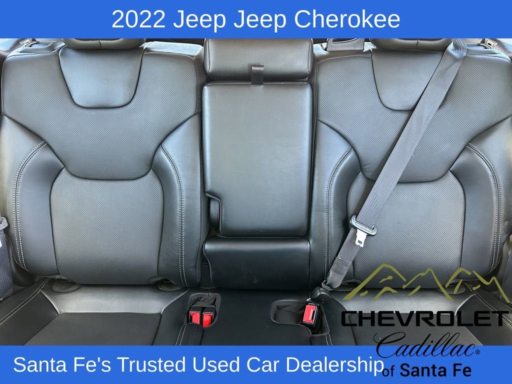 2022 Jeep Cherokee Latitude Lux