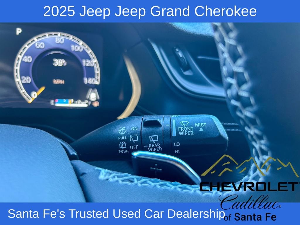 2025 Jeep Grand Cherokee Laredo