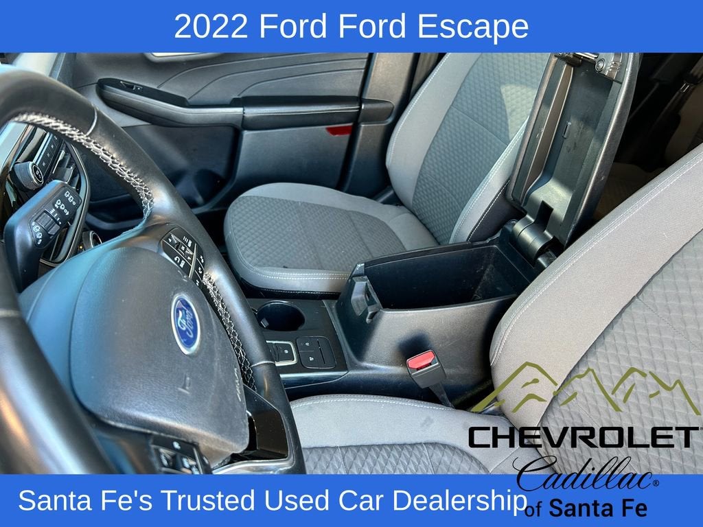 2022 Ford Escape SE