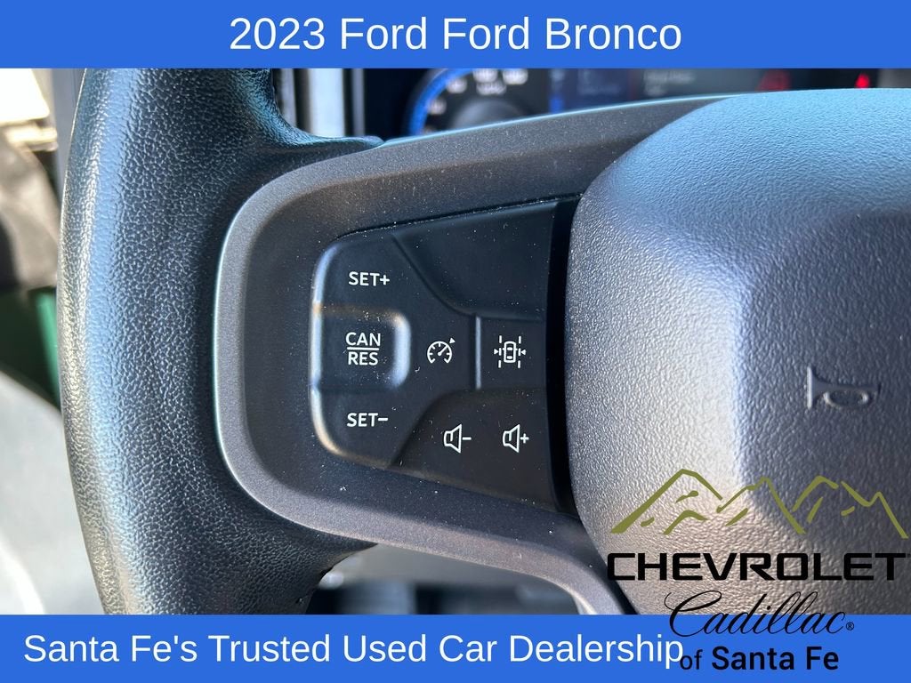 2023 Ford Bronco Base