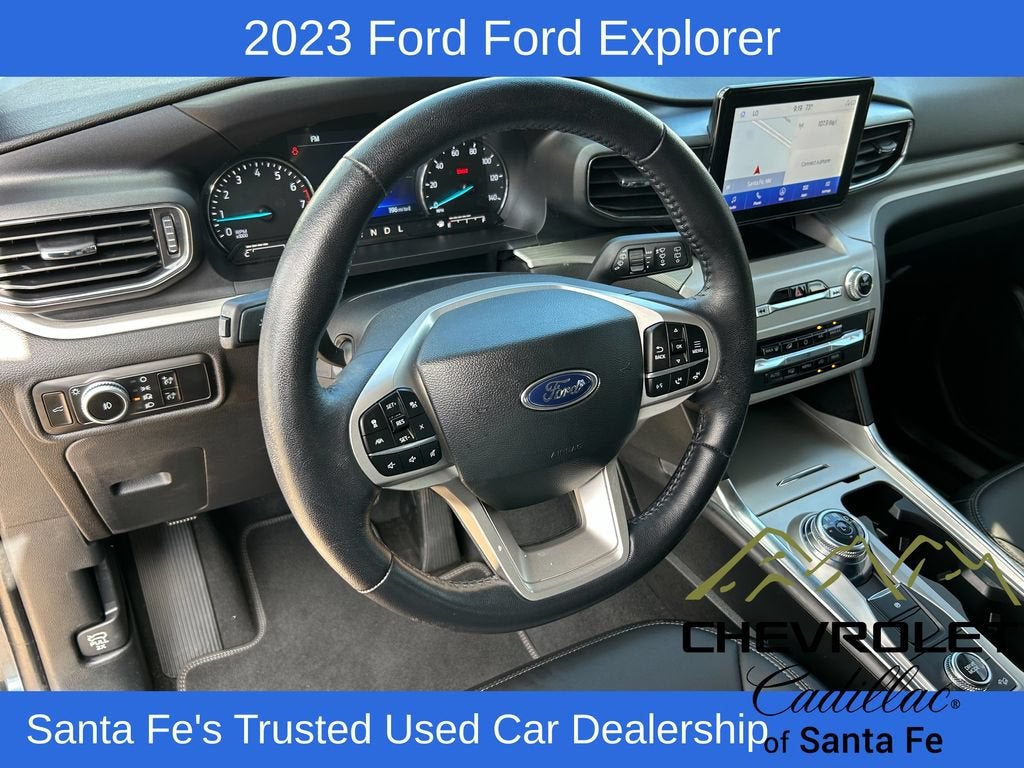 2023 Ford Explorer XLT