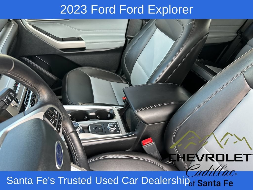 2023 Ford Explorer XLT