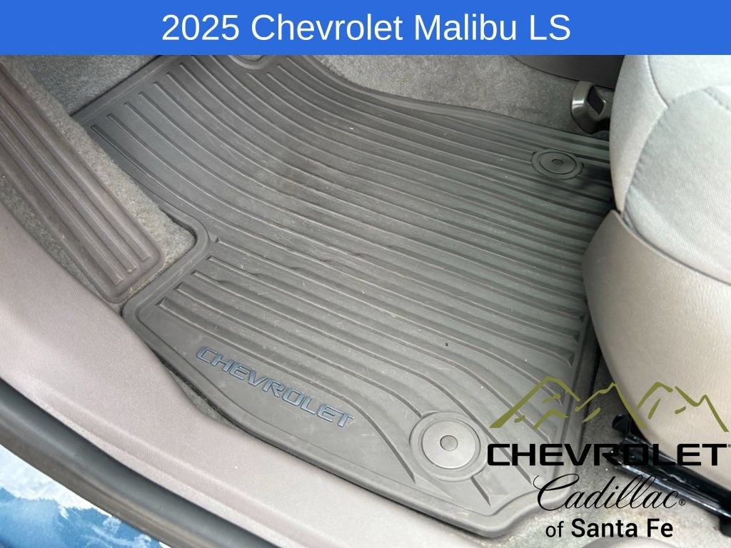 2025 Chevrolet Malibu LS