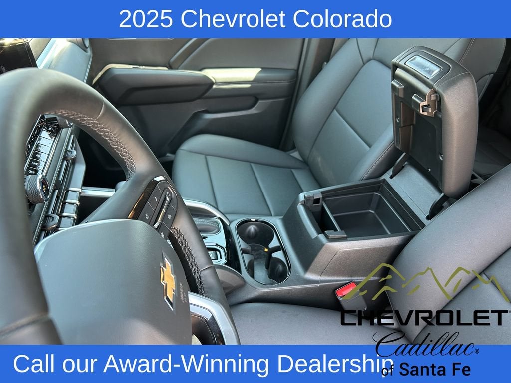 2025 Chevrolet Colorado WT/LT