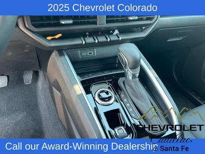 2025 Chevrolet Colorado WT/LT