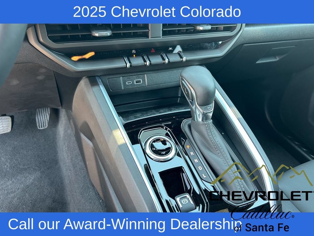 2025 Chevrolet Colorado WT/LT