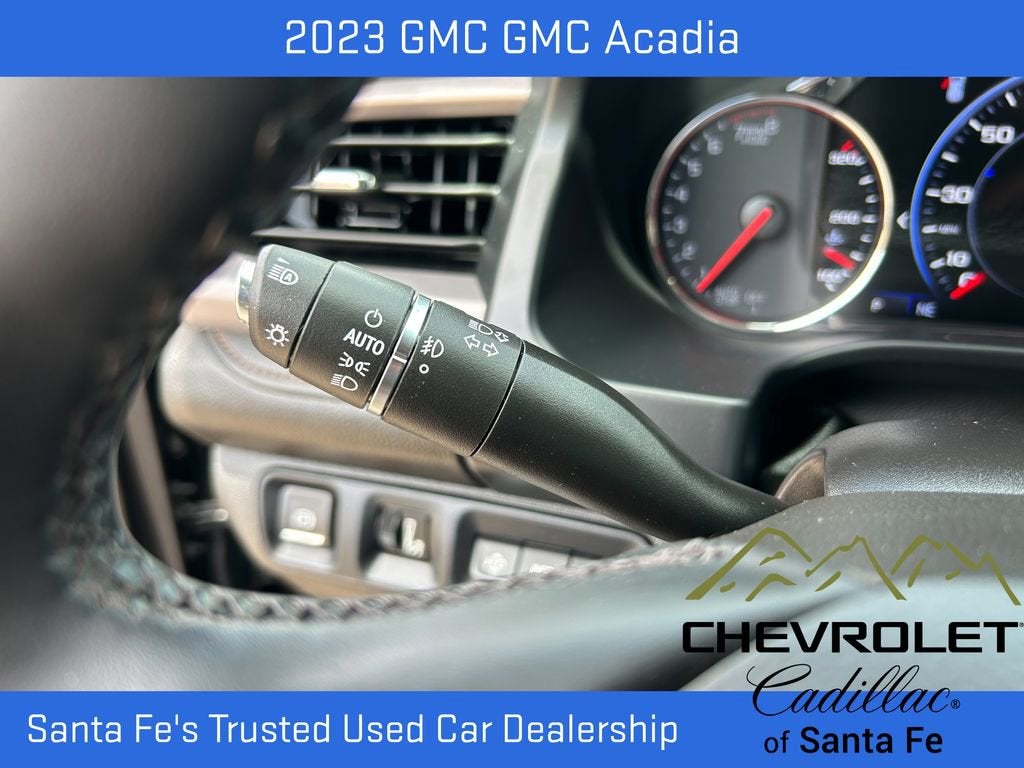 2023 GMC Acadia AT4