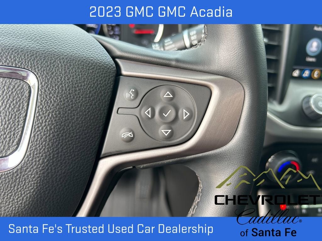 2023 GMC Acadia AT4
