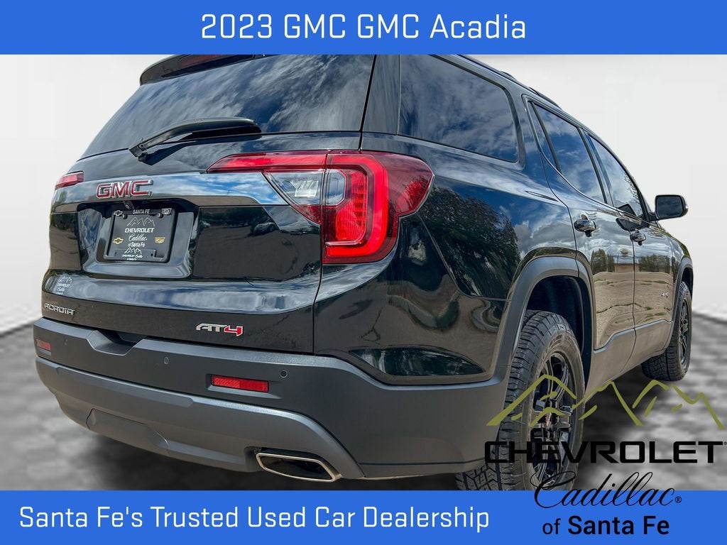 2023 GMC Acadia AT4