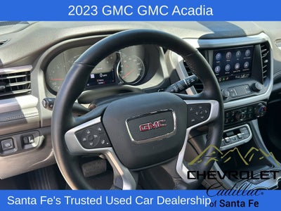 2023 GMC Acadia SLT