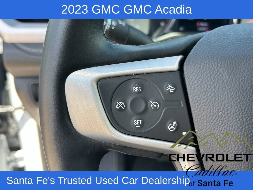 2023 GMC Acadia SLT