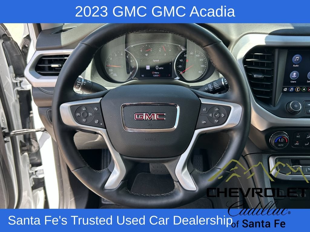 2023 GMC Acadia SLT