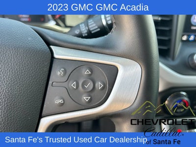2023 GMC Acadia SLT