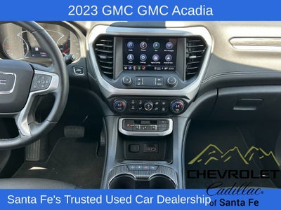 2023 GMC Acadia SLT