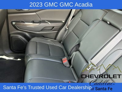 2023 GMC Acadia SLT