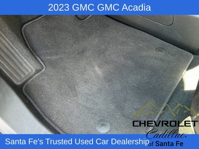 2023 GMC Acadia SLT
