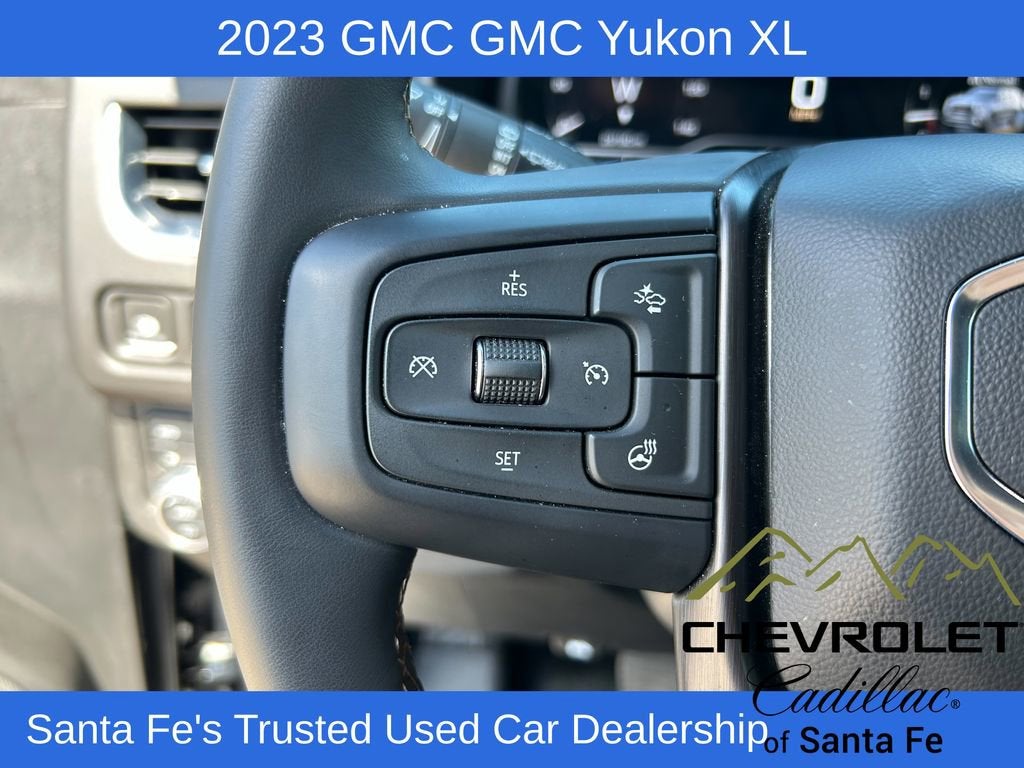 2023 GMC Yukon XL AT4