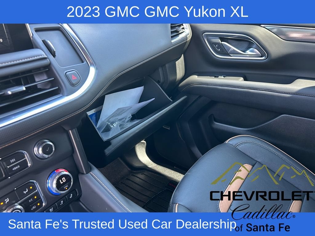 2023 GMC Yukon XL AT4