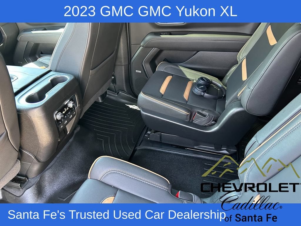 2023 GMC Yukon XL AT4