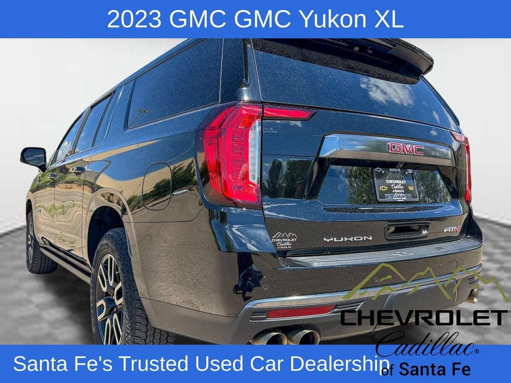 2023 GMC Yukon XL AT4