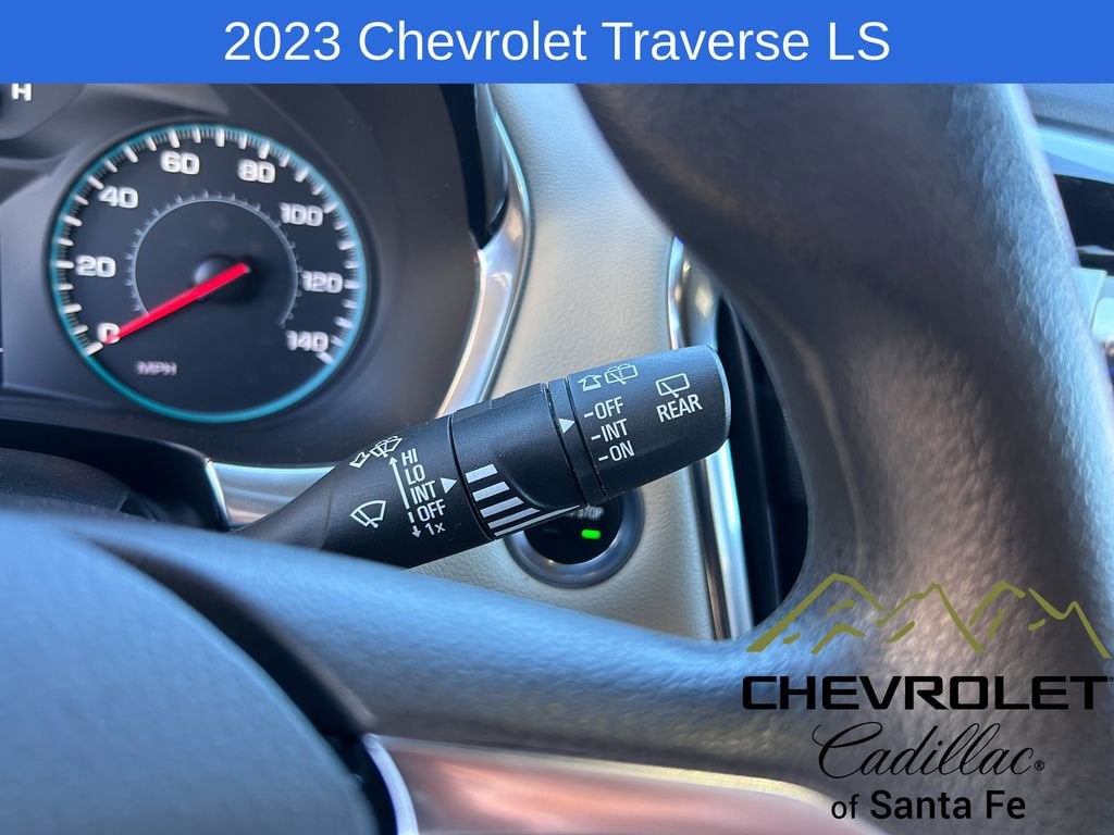 2023 Chevrolet Traverse LS