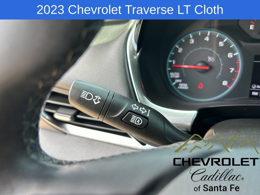 2023 Chevrolet Traverse LT Cloth