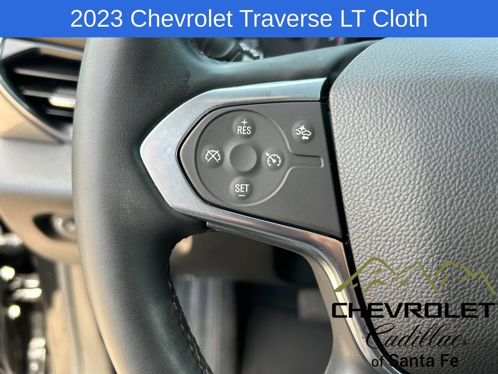 2023 Chevrolet Traverse LT Cloth