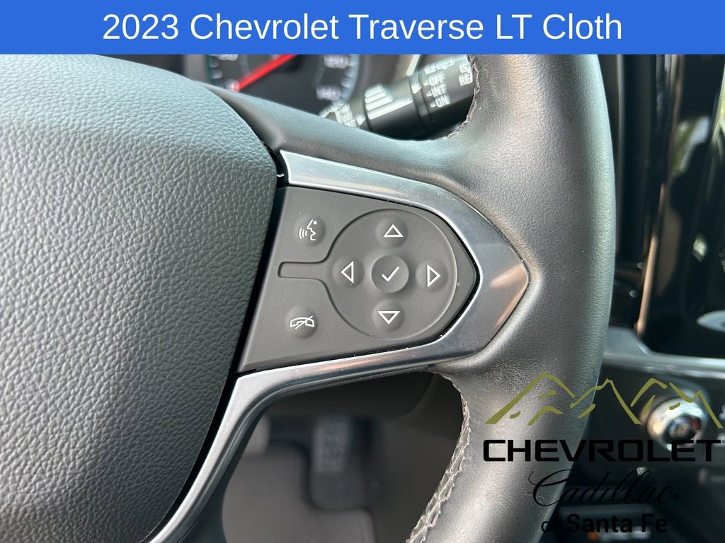 2023 Chevrolet Traverse LT Cloth