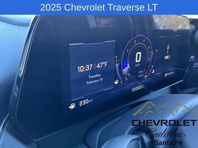 2025 Chevrolet Traverse LT