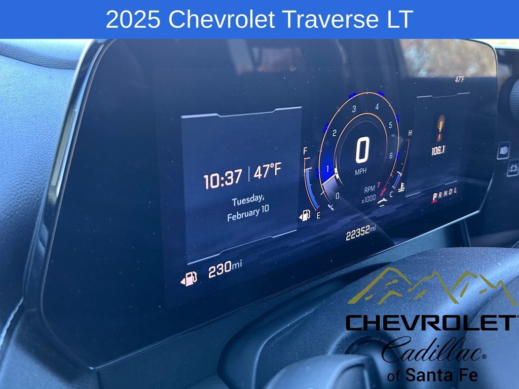 2025 Chevrolet Traverse LT