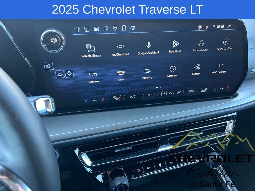 2025 Chevrolet Traverse LT