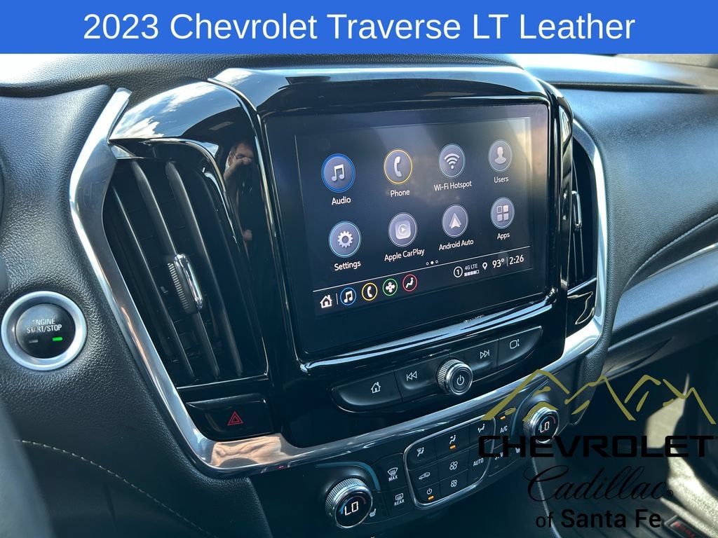 2023 Chevrolet Traverse LT Leather