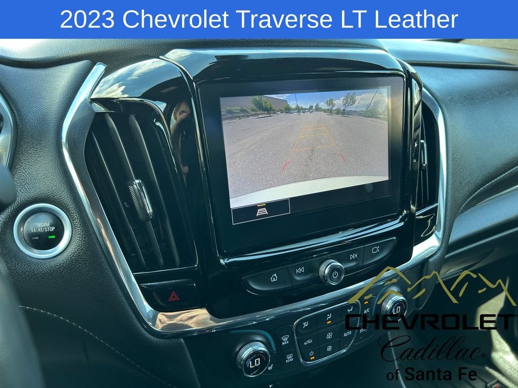 2023 Chevrolet Traverse LT Leather