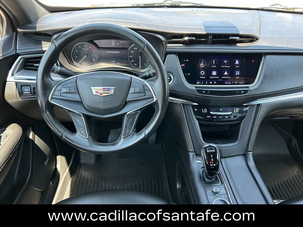 2022 Cadillac XT5 Luxury