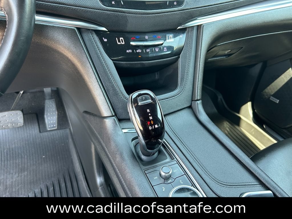 2022 Cadillac XT5 Luxury