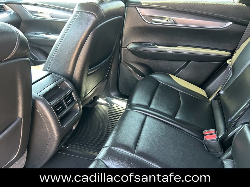 2022 Cadillac XT5 Luxury