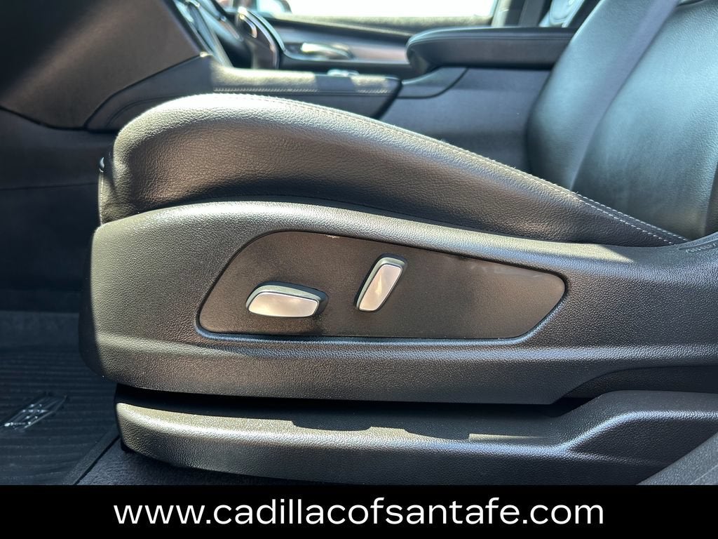 2022 Cadillac XT5 Luxury