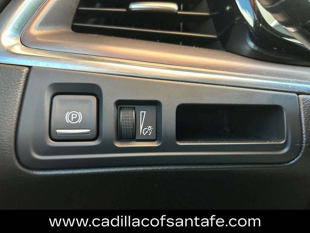 2024 Cadillac XT5 Luxury