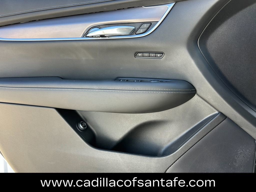 2023 Cadillac XT6 Luxury
