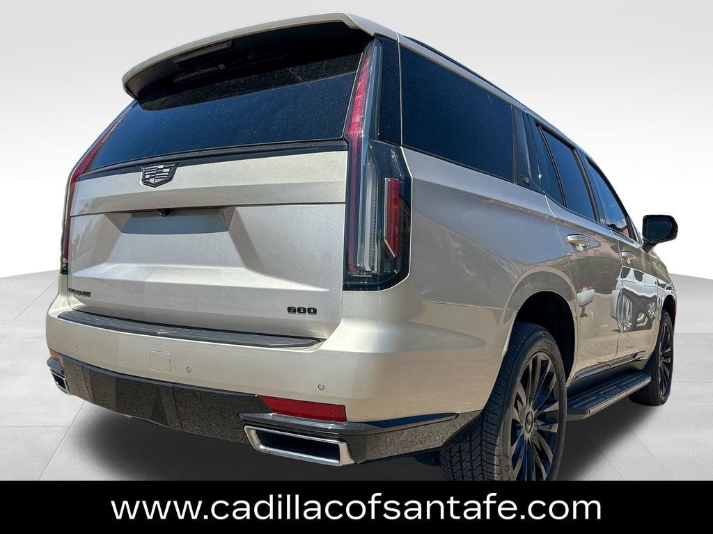2024 Cadillac Escalade Luxury