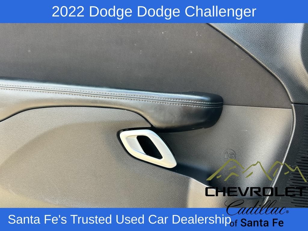 2022 Dodge Challenger SXT