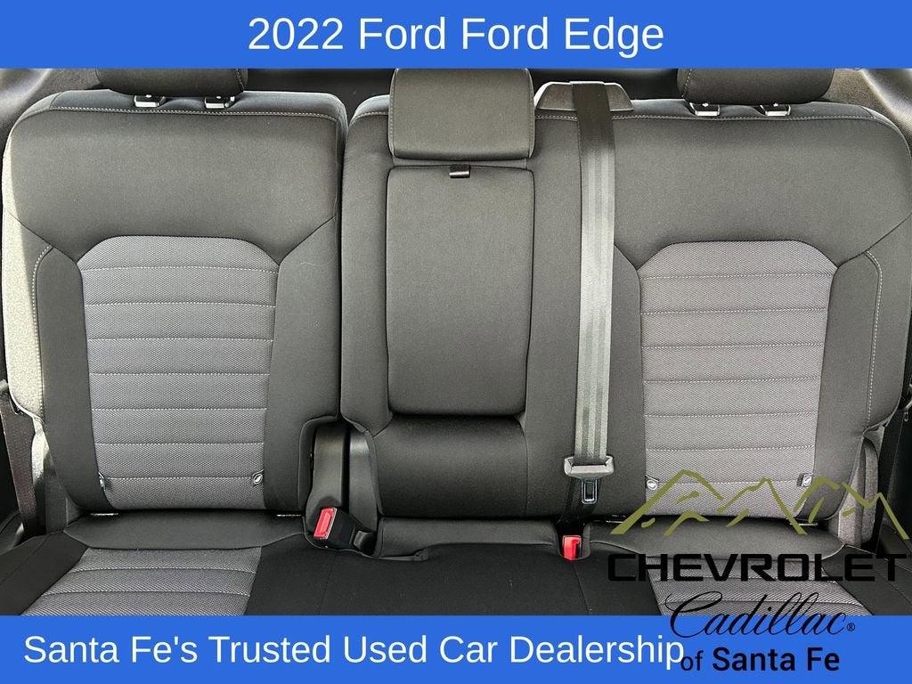 2022 Ford Edge SE