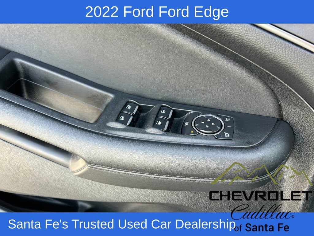 2022 Ford Edge SE