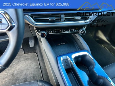 2025 Chevrolet Equinox EV LT