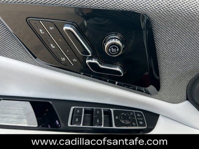 2025 Cadillac OPTIQ Luxury 2