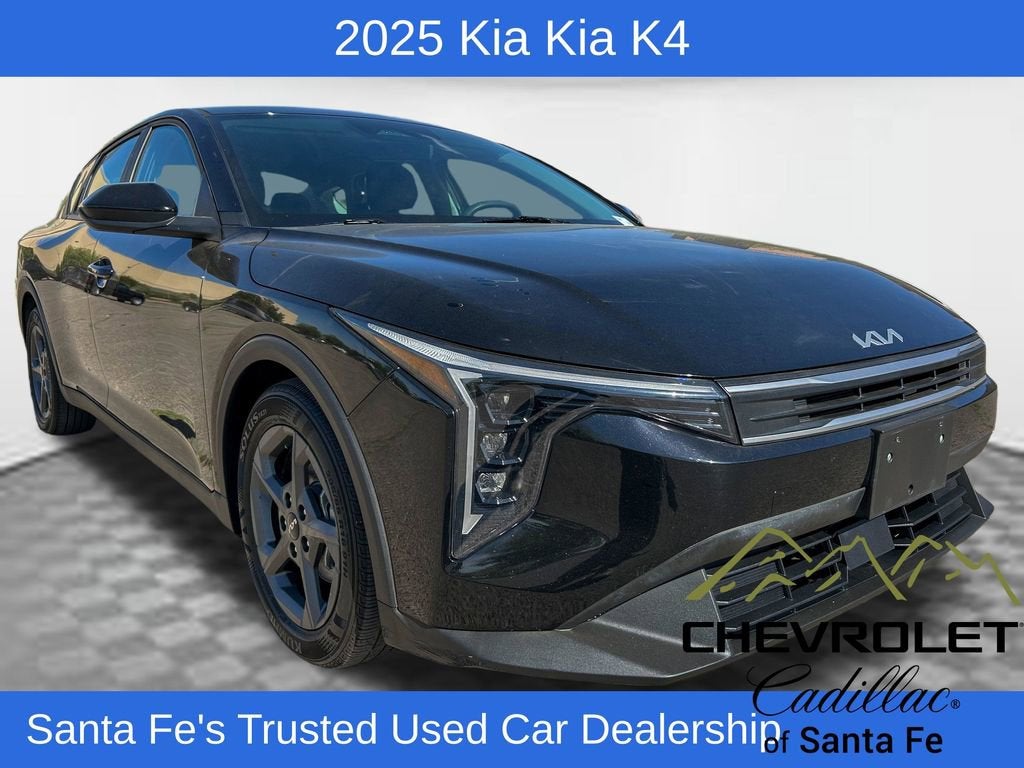 2025 Kia K4 LXS