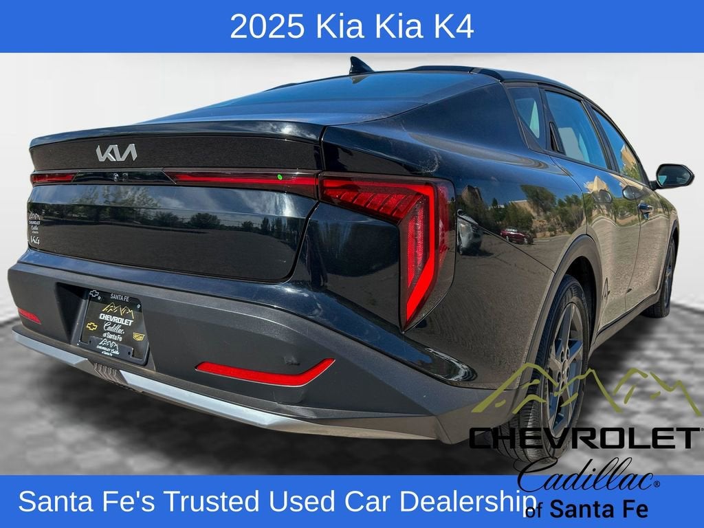 2025 Kia K4 LXS